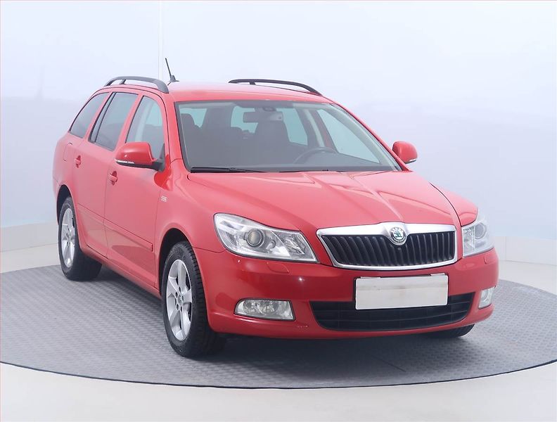 Škoda Octavia (2012) Elegance 1.4 TSI, po STK - fotografie inzerátu