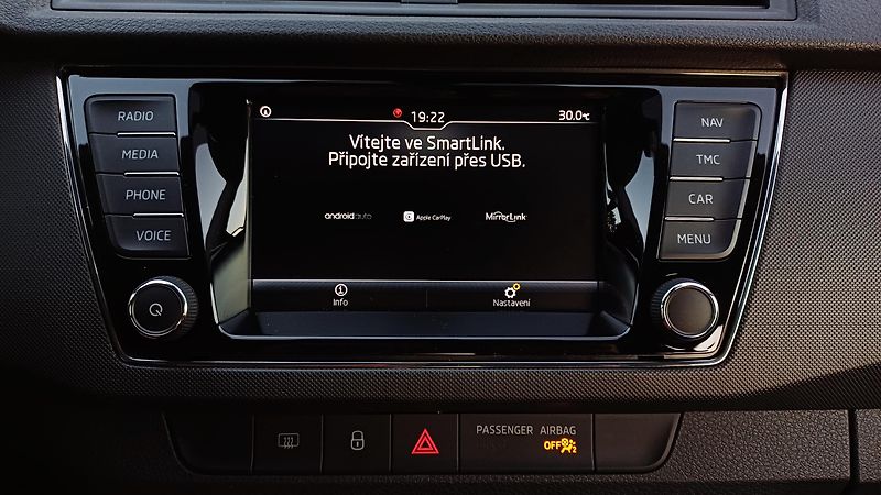 Škoda Fabia combi TSI 70kW-NAVIGACE-TZ-DPH - fotka 40 z 50