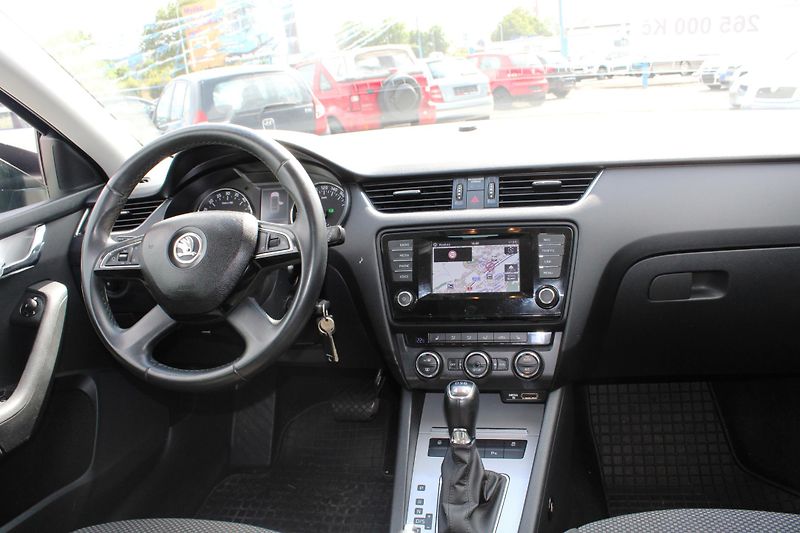 Škoda Octavia (2015) 2.0TDI NAVI KLIMA DSG 4X4 ALU - fotka 15 z 16