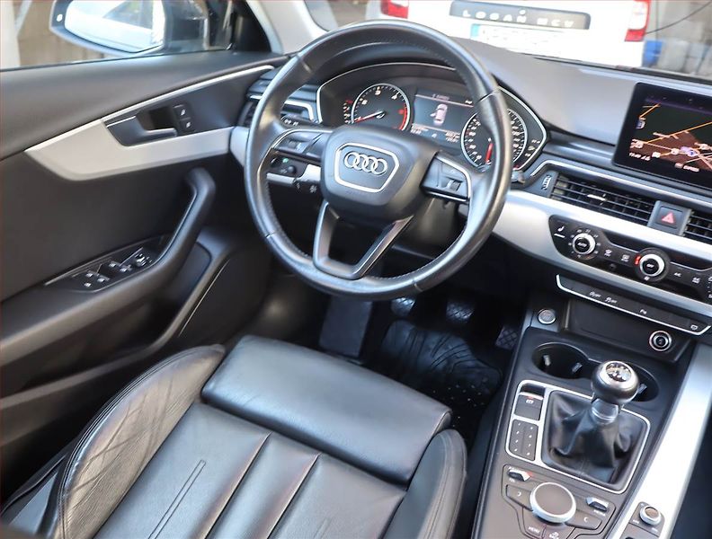 Audi A4 (2016) 2.0 TDI, Kůže, Navi, Bi-Xenony - fotka 7 z 18