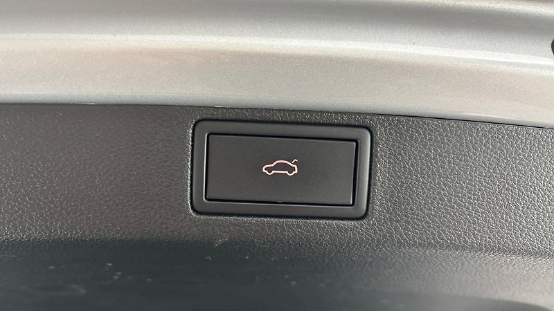 Škoda Scala 1.5 TSI DSG Monte Carlo - fotka 21 z 33