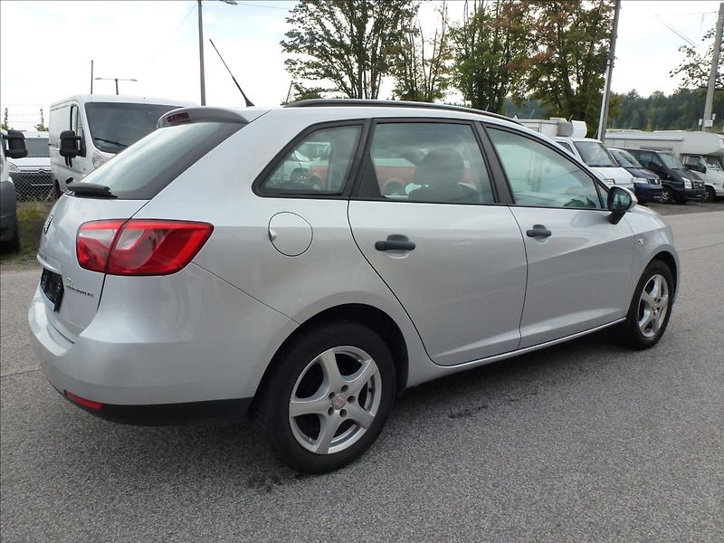 Seat Ibiza 1,2 TDI 3,4-3,9 l/100km  EcoMo - fotka 7 z 48
