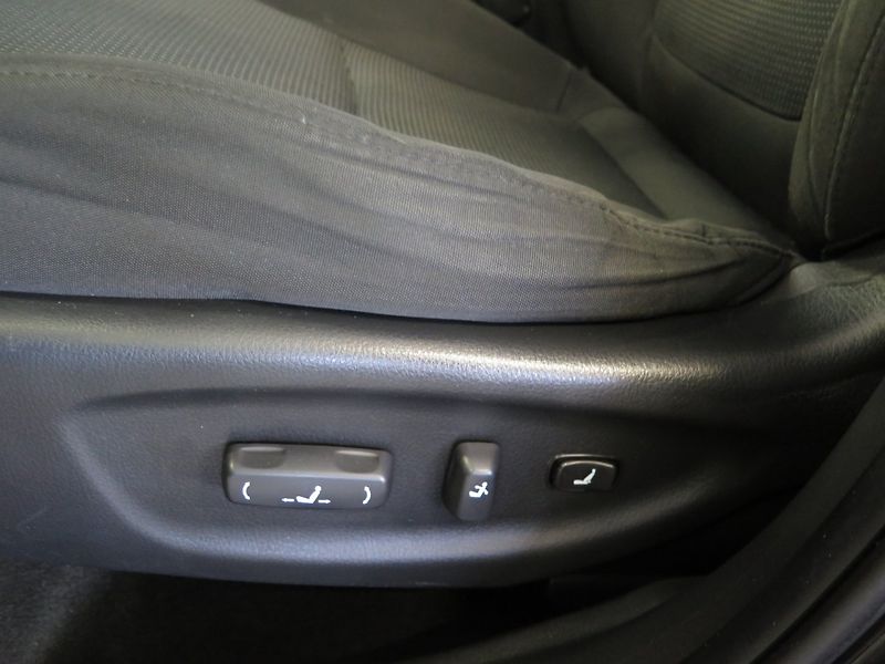 Kia Sorento (2013) 2.2CRDi,4x4,kamera,tažné - fotka 15 z 28