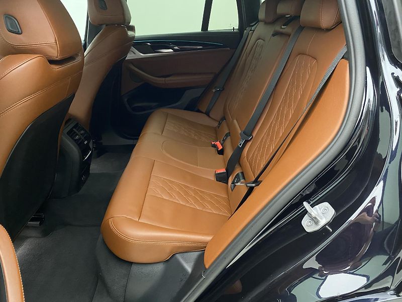 BMW X4 xDRIVE 20i M-PAKET CZ 1.maj. - fotka 5 z 73