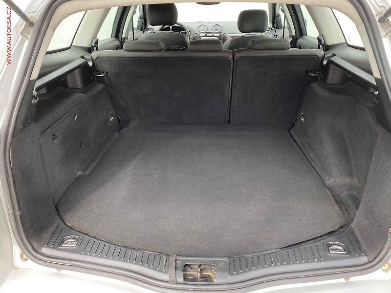 Ford Mondeo (2009) 2.0TDCi - fotka 7 z 13