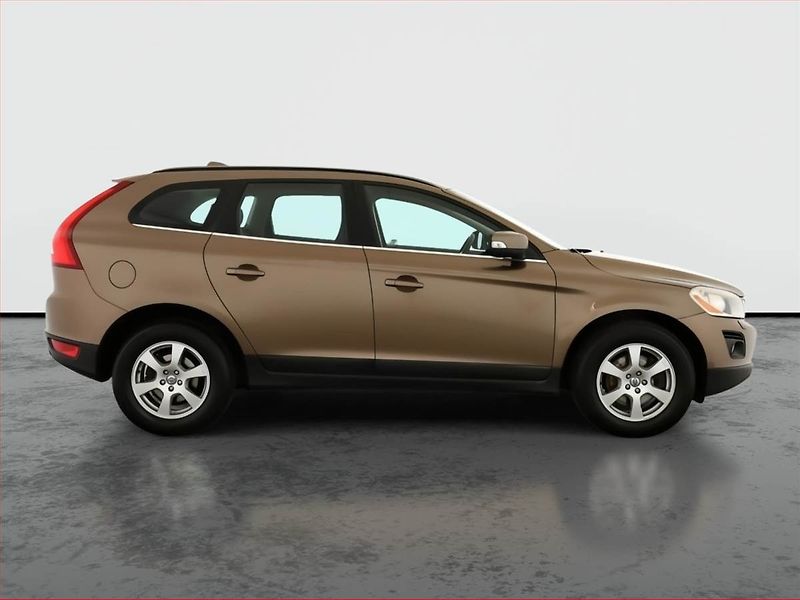 Volvo XC60 (2008) D5, 4X4, Automat, Serv.kniha - fotka 6 z 16
