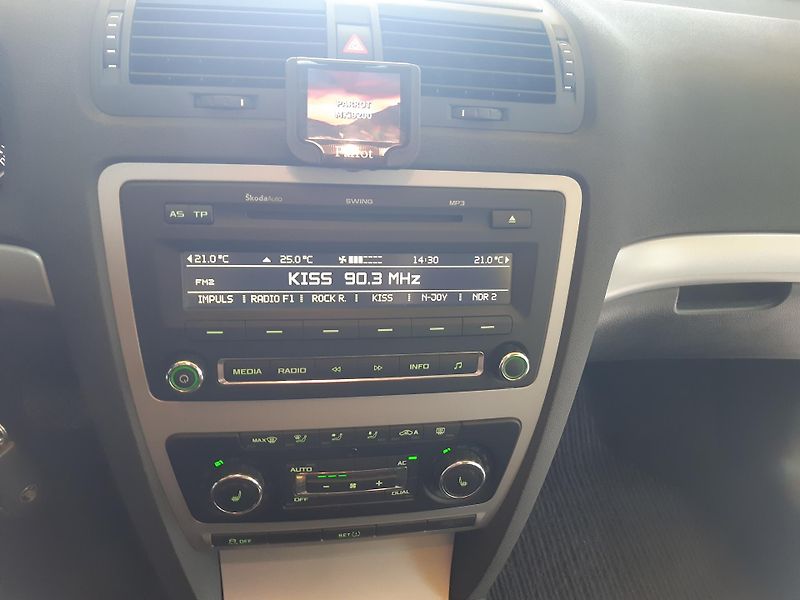 Škoda Octavia 1.4 TSI DSG DIGIKLIMA vhř.sed  - fotka 10 z 24