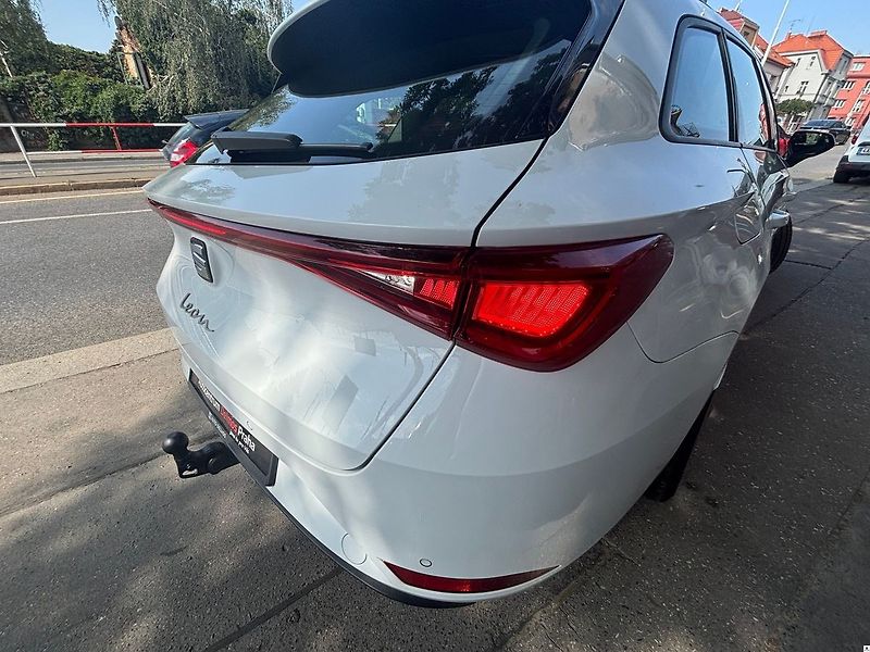 Seat Leon 2.0TDi-110KW/2022/DSG-SPORT.ZÁ - fotka 44 z 51