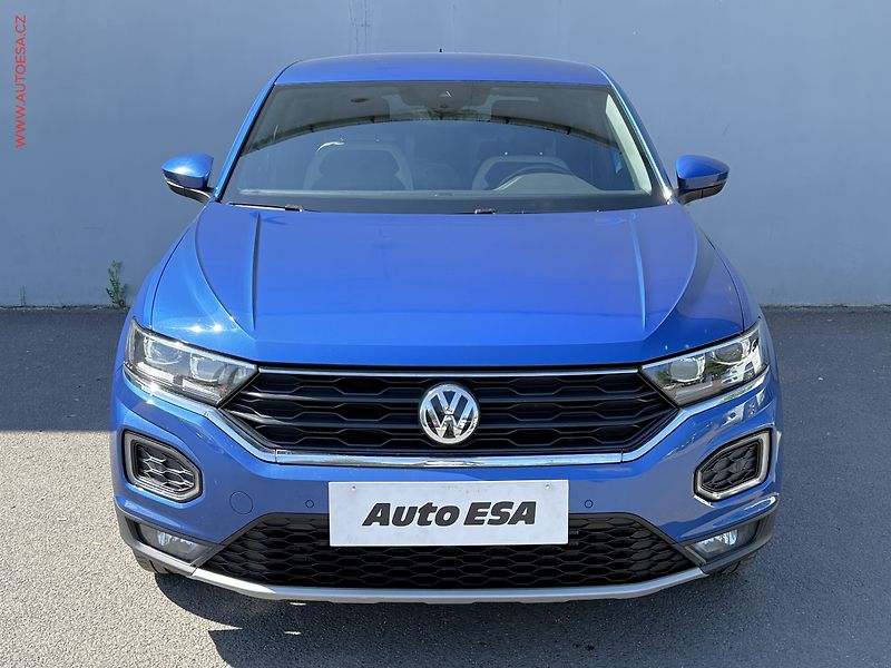 Volkswagen T-Roc (2018) 2.0 TSi 4x4, Highline, DSG - fotka 2 z 17