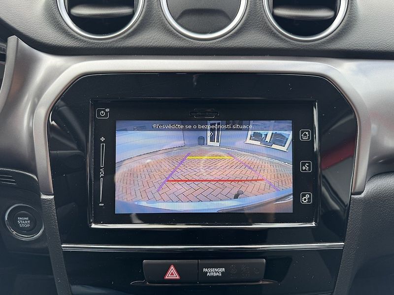 Suzuki Vitara (2021) 1.4 BoosterJet 4x4 Automat LED - fotka 16 z 49