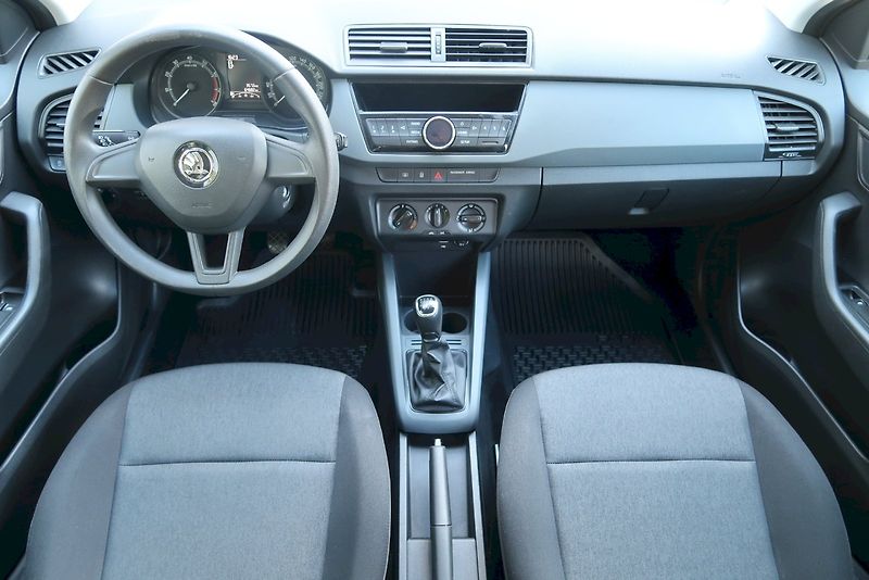 Škoda Fabia (2019) Active 1,0 TSi/70 kW - fotka 6 z 29