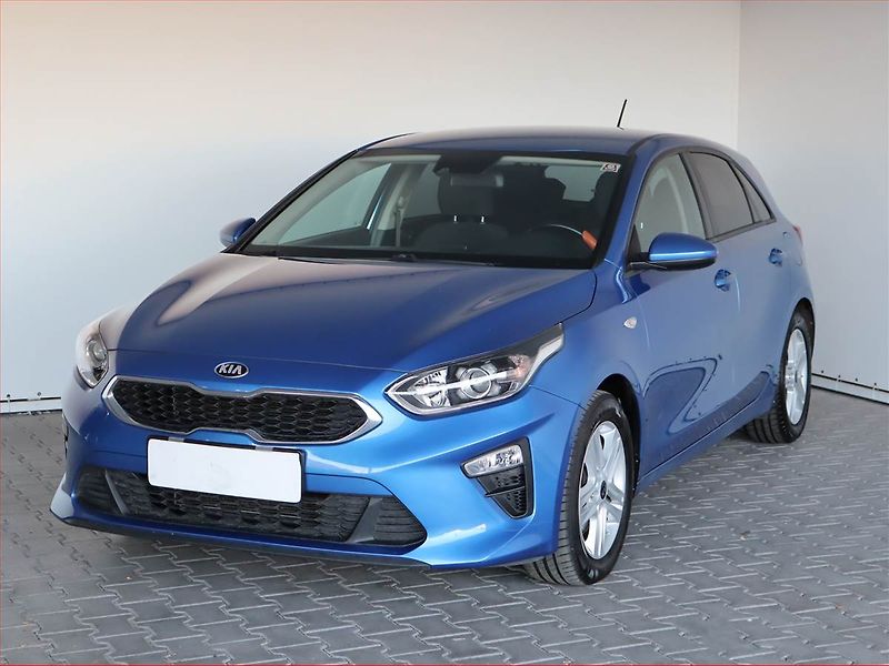 Kia Ceed (2019) 1.4 CVVT, Serv.kniha, Tempomat - fotka 2 z 18