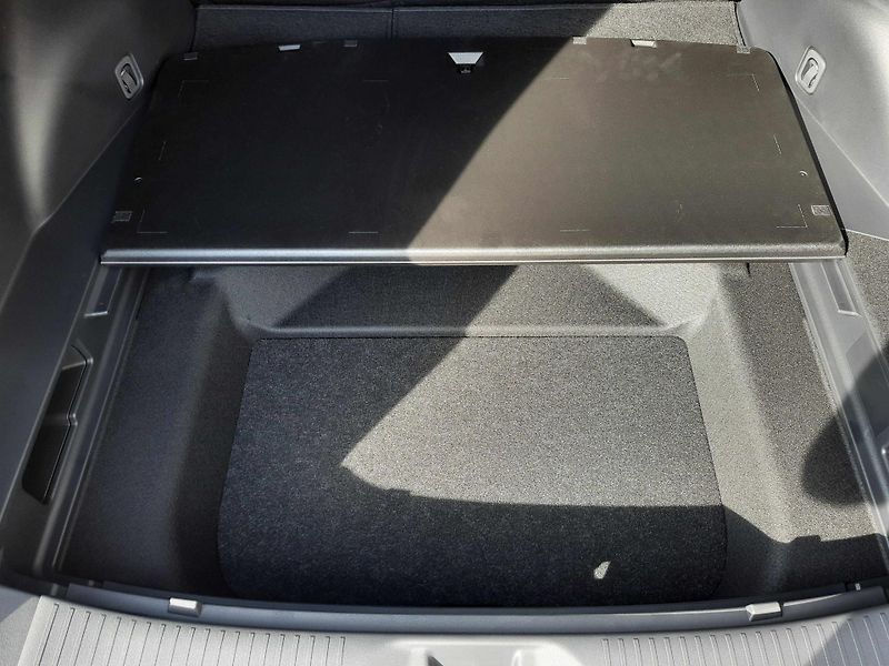 Subaru E-Outback (2026) Executive 75 kWh AWD 280 kW - fotka 38 z 70
