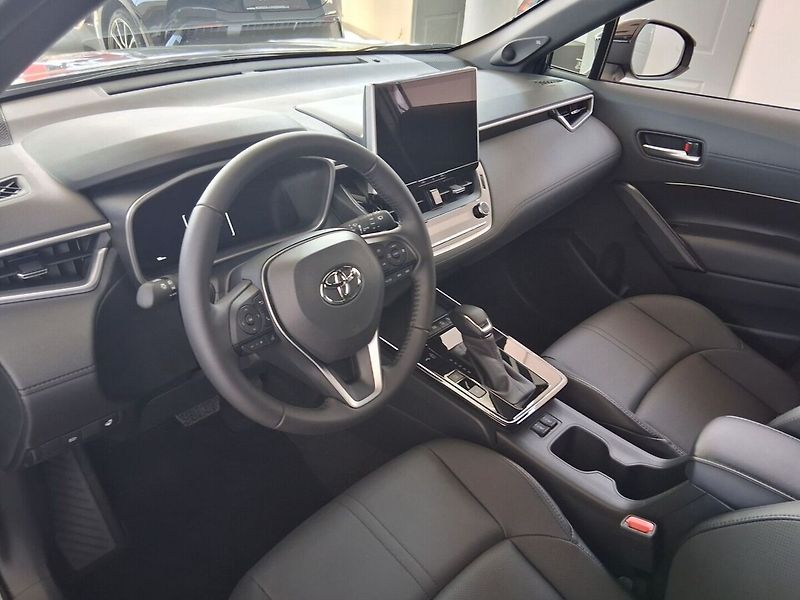 Toyota Corolla Cross Executive 2,0 HEV 4WD - fotka 4 z 4