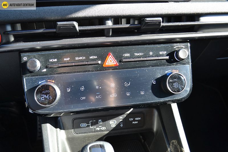 Hyundai Tucson 1,6 T-GDI-118KW N-LINE DCT FL - fotka 31 z 61