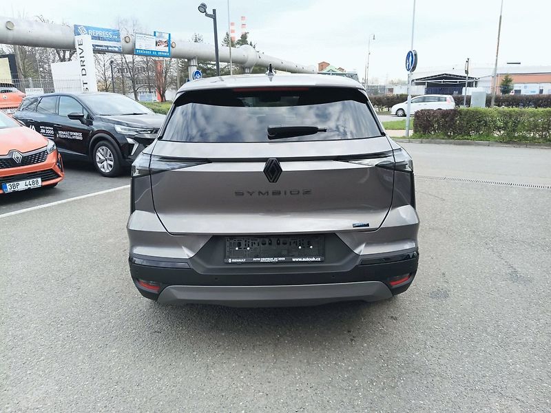 Renault Symbioz (2026) esprit Alpine full hybrid E-Te - fotka 8 z 25