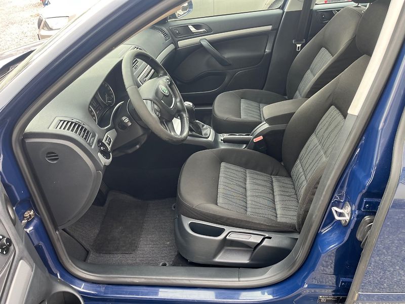 Škoda Octavia (2012) 1.6 TDi Nová STK - fotka 7 z 20