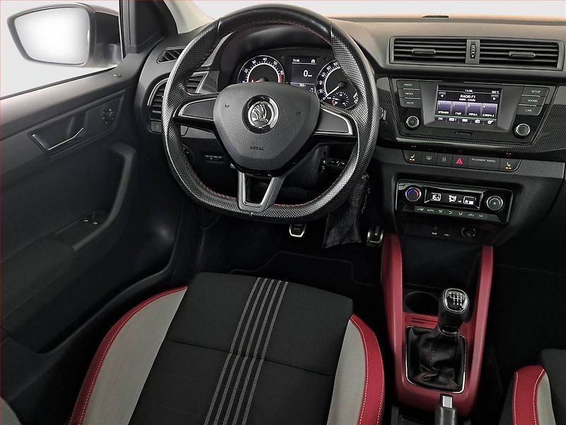 Škoda Fabia (2016) Monte Carlo 1.2 TSI - fotka 7 z 14