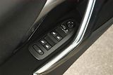 Peugeot 2008 (2015) 1.6 BlueHDi, Navi, Tempomat - náhled 9