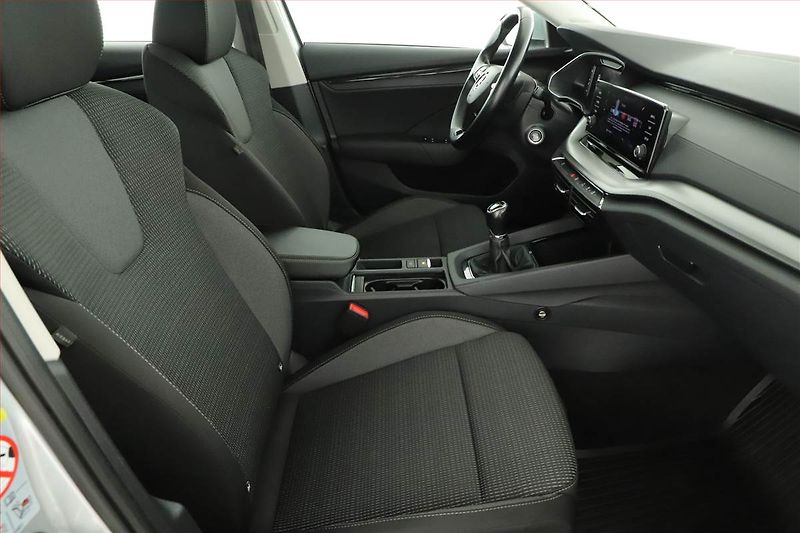 Škoda Octavia (2022) Ambition 2.0 TDI, ČR,1.maj - fotka 7 z 19