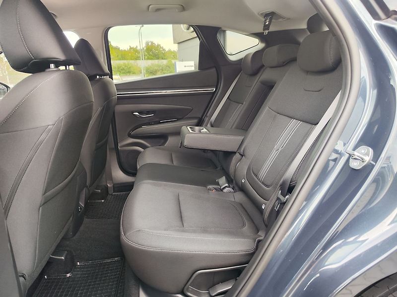 Hyundai Tucson 1.6 T-GDI/110kW Smart - fotka 11 z 31