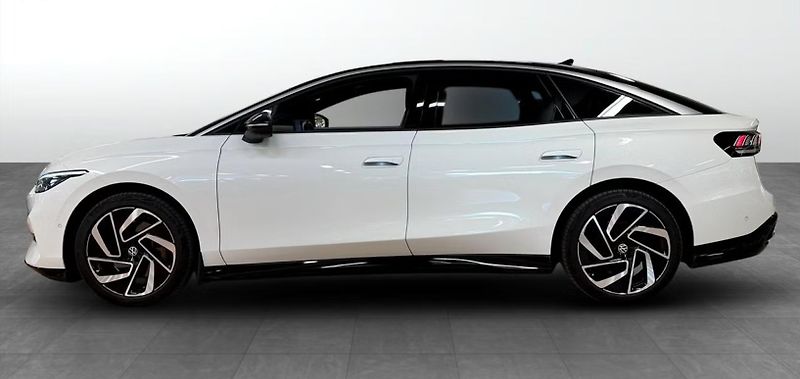Volkswagen ID.7 Pro SoH 100% 360k Masáž Tažné  - fotka 2 z 14
