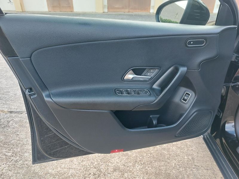 Mercedes-Benz Třídy A (2021) 180 D 85kw  - fotka 9 z 20