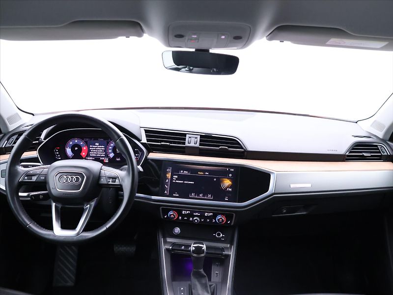 Audi Q3 2,0 TDI Advanced Virtual CZ DP - fotka 27 z 34