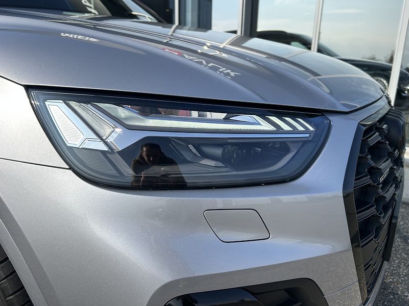 Audi Q5 S line 40 TDI quattro ZÁRUKA - fotka 9 z 40