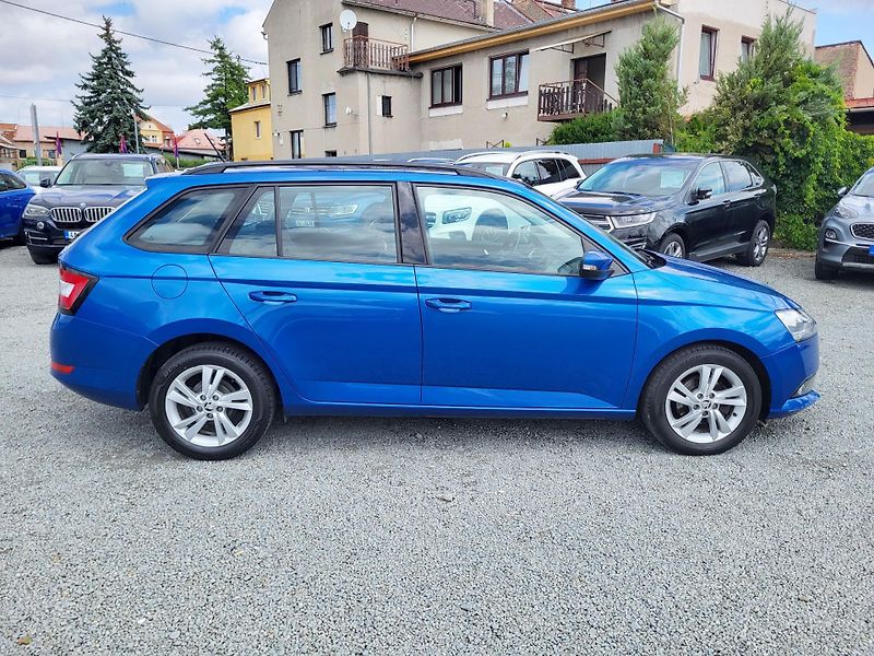 Škoda Fabia 1.0 TSI AMBITION Combi TOUR - fotka 5 z 44