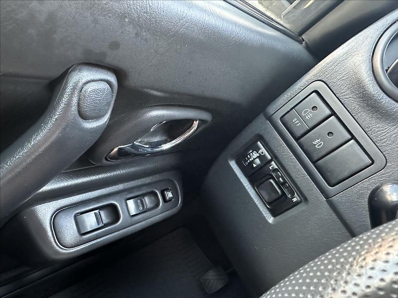 Suzuki Jimny 1,3 4x4 TAŽNÉ - fotka 19 z 19
