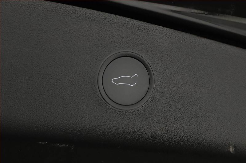 Tesla Model 3 (2021) Std Range Plus LFP, SoH 92% - fotka 26 z 28