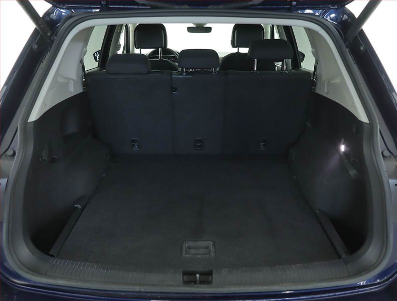 Volkswagen Tiguan (2023) Elegance 2.0 TDI - fotka 14 z 18