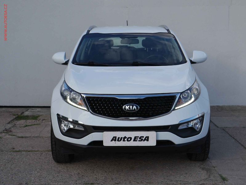 Kia Sportage (2015) 1.7 CRDi, 2.maj,ČR, servis - fotka 2 z 14