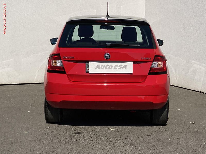 Škoda Fabia (2015) 1.4 TDi, Ambition, +kola - fotka 5 z 16