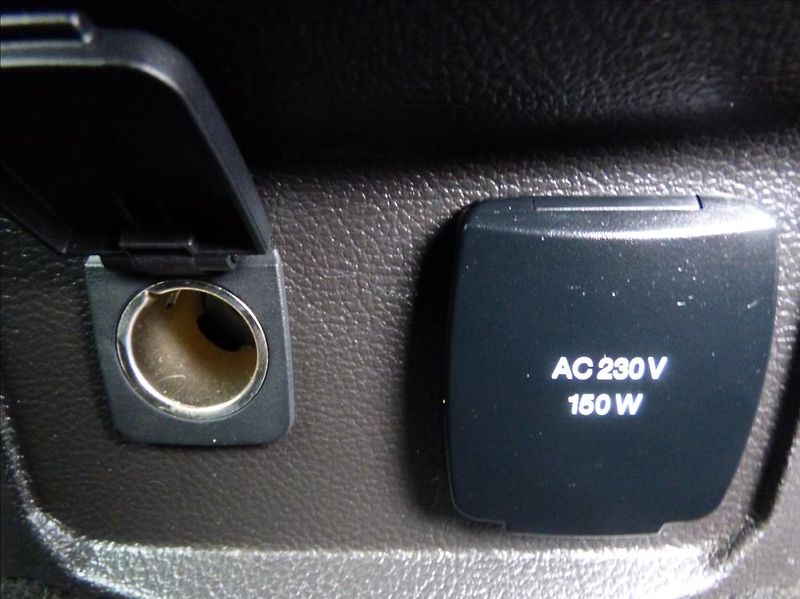 Ford Mondeo 2,0 EcoBlue,140kW,Navi,Keyless - fotka 22 z 58