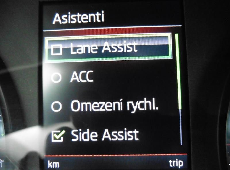 Škoda Kodiaq 2.0 TDi Style 4x4 DSG - fotka 17 z 22