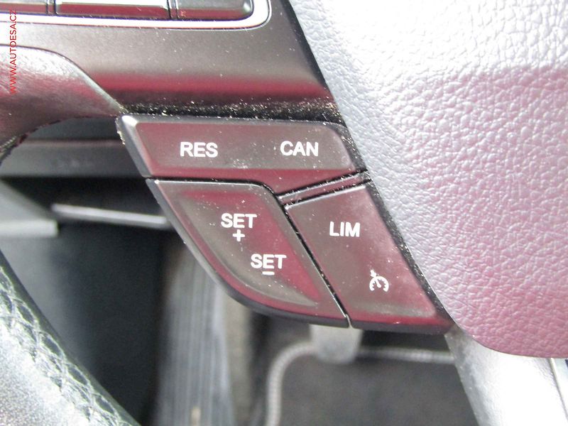 Ford EcoSport (2018) 1.0 EB, 2.maj,ČR, Navi, AC - fotka 14 z 22