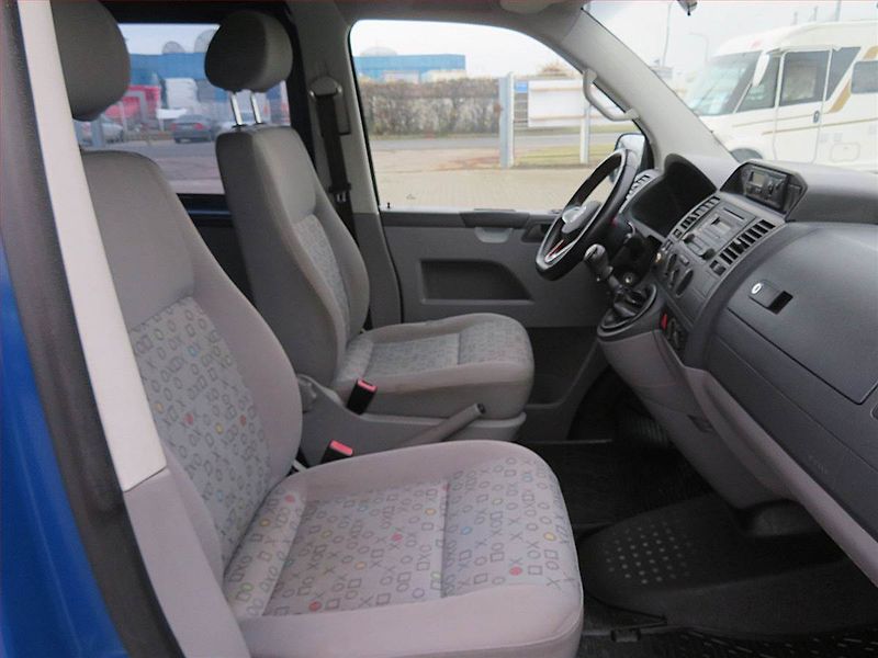 Volkswagen Transporter (2006) 2.5 TDI, Bus, 7Míst, ČR, 1Maj - fotka 9 z 15