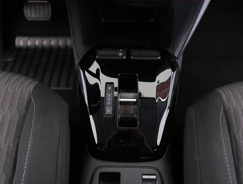 Opel Corsa (2023) 50 kWh, SoH 95%, Automat - fotka 13 z 20