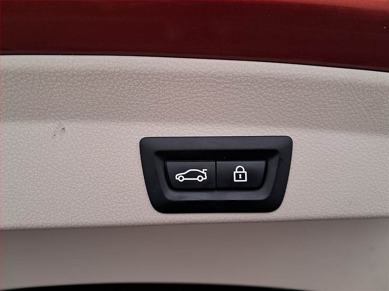 BMW Řada 4 (2018) 430i xDrive - fotka 23 z 23