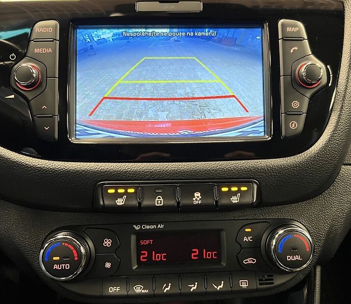 Kia Ceed 1.6 CRDi Exclusive SW - fotka 7 z 16