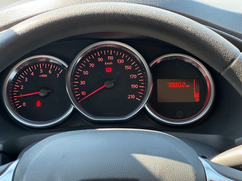 Dacia Sandero (2020) Access 1.0 TCE 54 KW - fotka 17 z 30