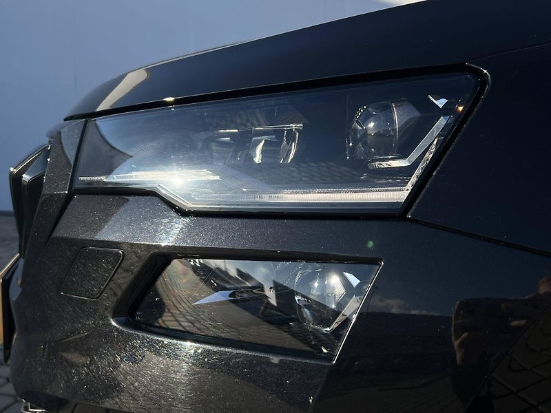 Škoda Karoq (2025) Sportline 7DSG 1,5TSI - fotka 22 z 24