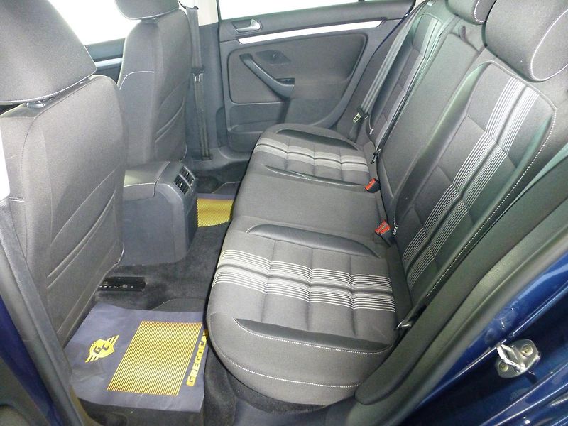 Volkswagen Golf (2012) 1,4TSI*ALU*NAVI*VYHŘ.S.*KUŽE - fotka 15 z 26