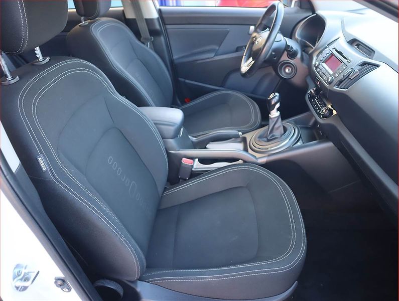 Kia Sportage (2011) 1.7 CRDi, Serv.kniha, Tempomat - fotka 9 z 17