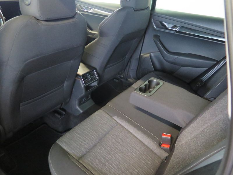 Škoda Karoq (2019) 1.5TSI,klima,navi,výhřev,Style - fotka 17 z 29