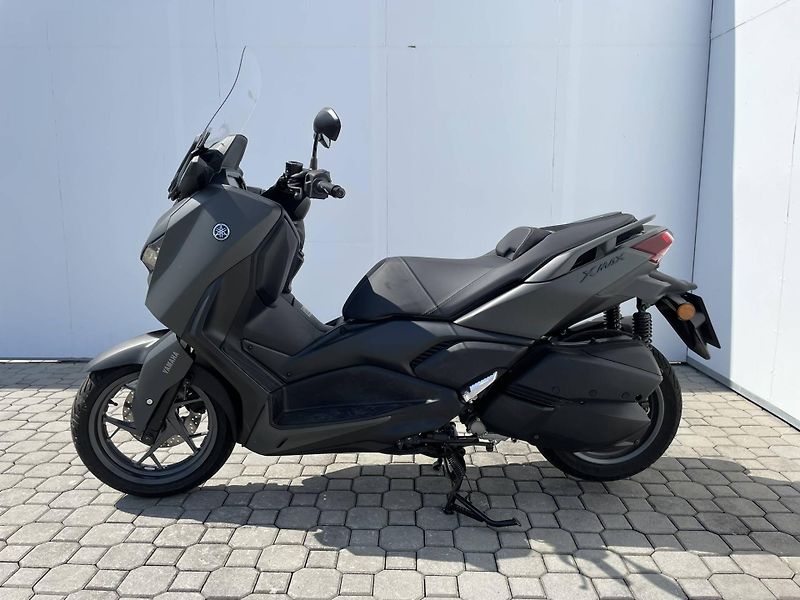 Yamaha (2026) XMAX 300 EU5+ - fotka 5 z 11
