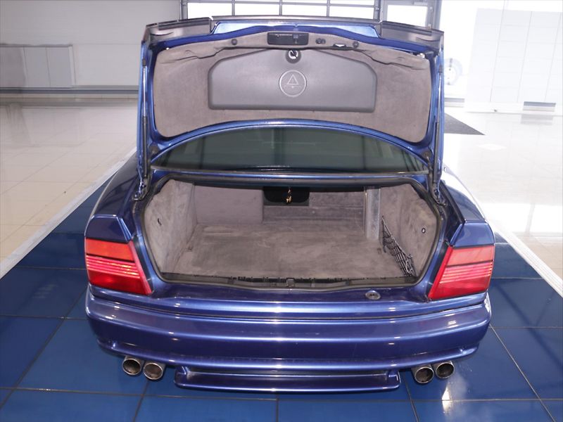 BMW Řada 8 5,6 850 CSI 280 kW 1. Majitel - fotka 7 z 38