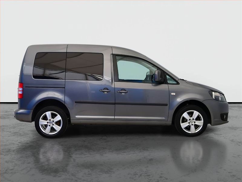 Volkswagen Caddy (2012) Roncalli 1.2 TSI, 5Míst, 1Maj - fotka 6 z 16